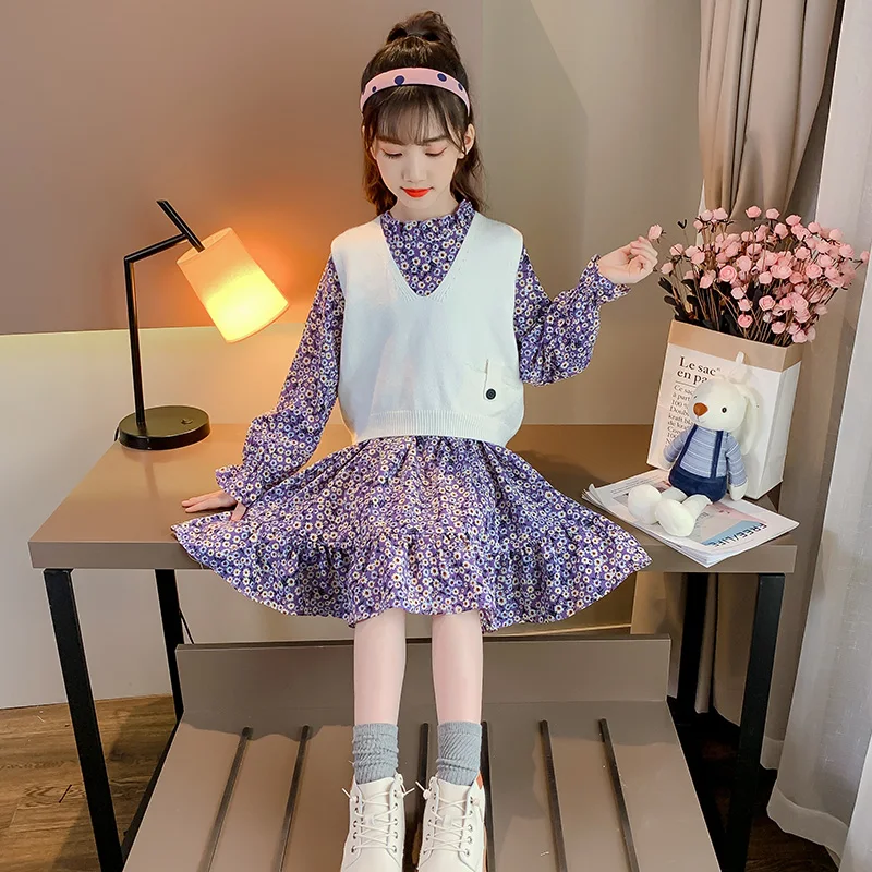 

Комплект из жилета и юбки для девочек 3-7 лет