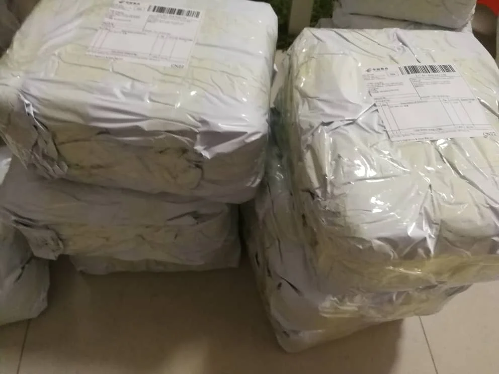 b1fa9898-5d35-4089-8c9b-e9d290fde205