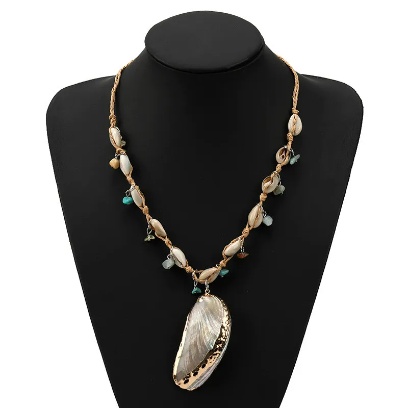 

2019 New Fashion Vintage Big Shell Pendant Necklace Women Bohemian Simple Geometric Colorful Shell Chain Long Necklaces Jewelry