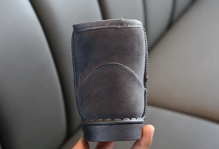 12179206975_28991975