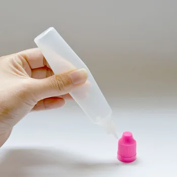 

1pcs 30ml pen shape Plastic Dropper Bottle With E-Liquid Empty Long Slim Bottle Free Shipping