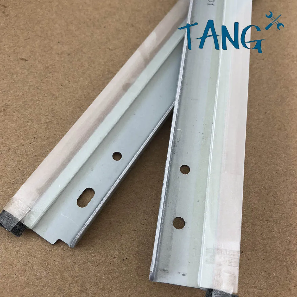 

Устройство для чистки барабана Ricoh AF1035 1045 2035 2045 3045 MP4000 4000B 5000B 4002 5001 5002 D0092351, 1 шт.