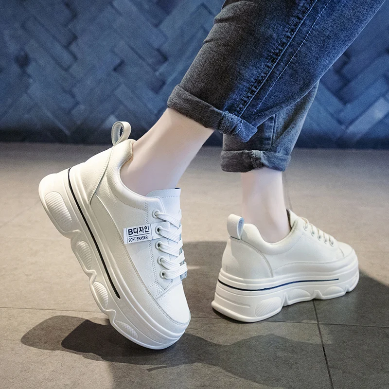 Clogs Platform All-Match Sports Shoes Lady Autumn Round Toe Casual Female Sneakers Fashion Women's Creepers Basket New