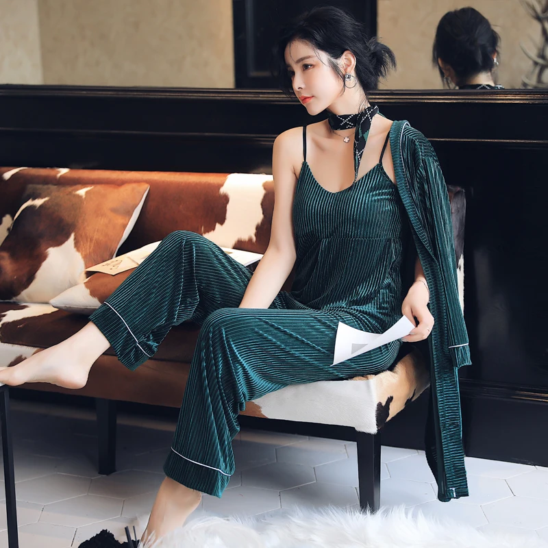 

Gold Velvet Pajamas Set Autumn Winter Warm Women Sexy Pajamas Sleepwear Sleeveless Strap Nightwear Long Pant Robe 4 Colors