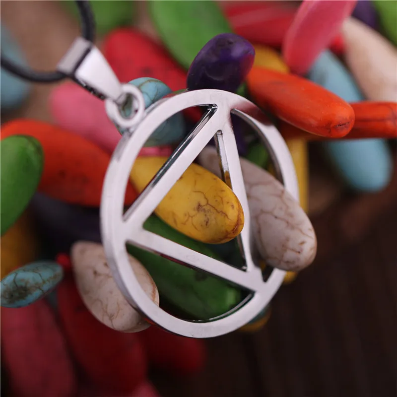 2003404323_2058721810