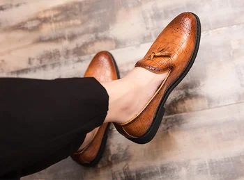 

Men pu Leather Shoes Low Heel Fringe Shoes Dress Shoes Brogue Shoes Spring Ankle Boots Vintage Classic Male Casual YK125