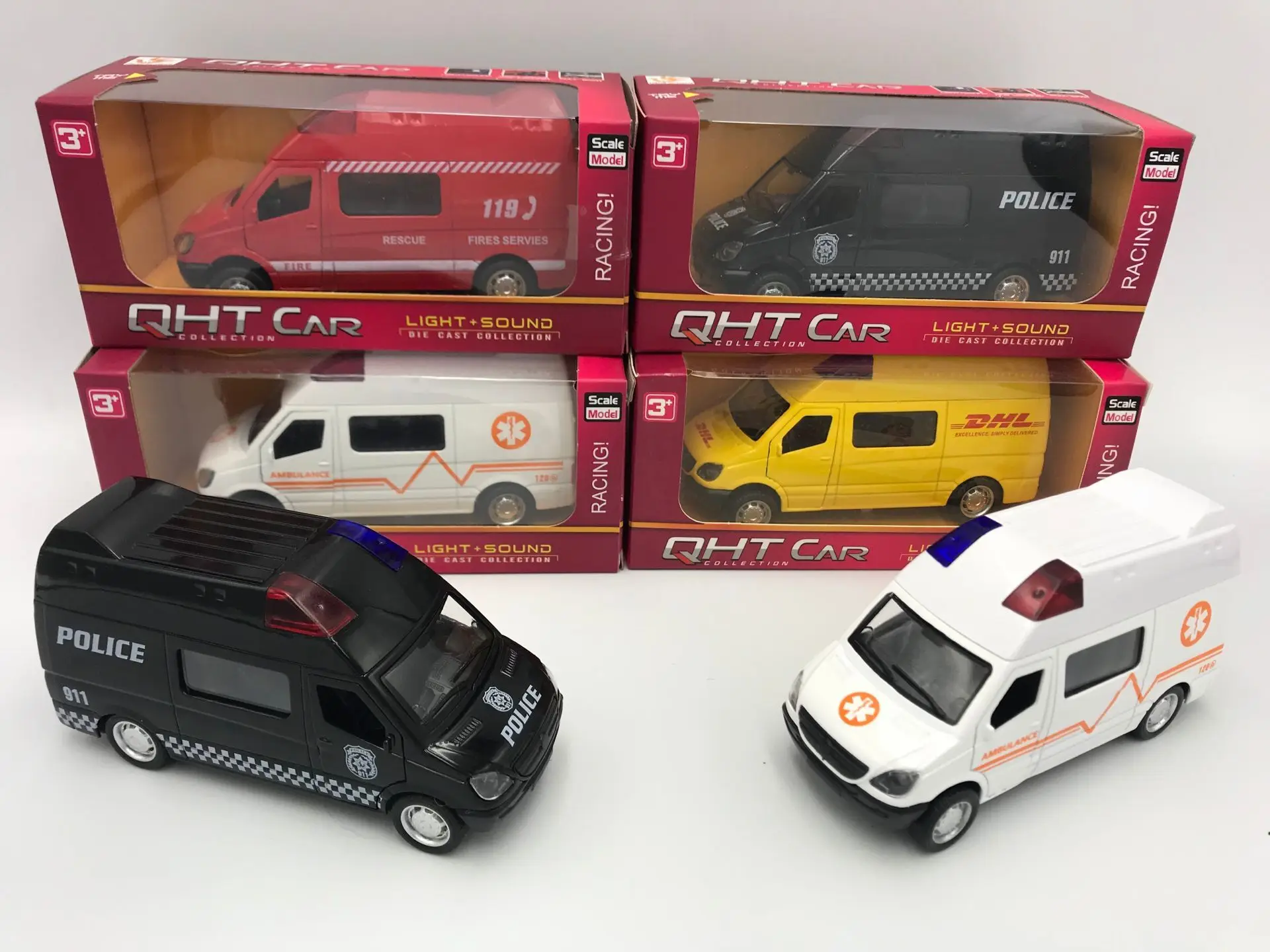 Модель автомобиля из сплава, детская игрушка для автомобиля Scale1: 32, медицинский автомобиль