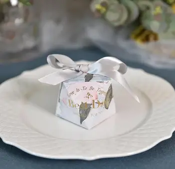 

100 X Creative Oil Painting Diamond Style Wedding Favors Candy Boxes Sugar Chocolate Box Party Supplies Gift Box Bomboniera