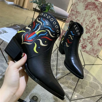 

Fashion Colorful Embroidery Women Ankle Boots Sexy Rivets Studed Chunky High Heels Shoes Warm Martin Boots Winter Spring Shoes