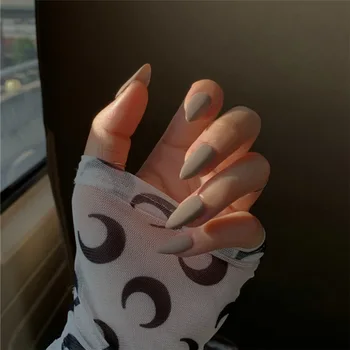 

The Europe and the United States Beam Matte Full Cover Fake Nail Fashion Light Gray Solid Color Long Stiletto press on nails