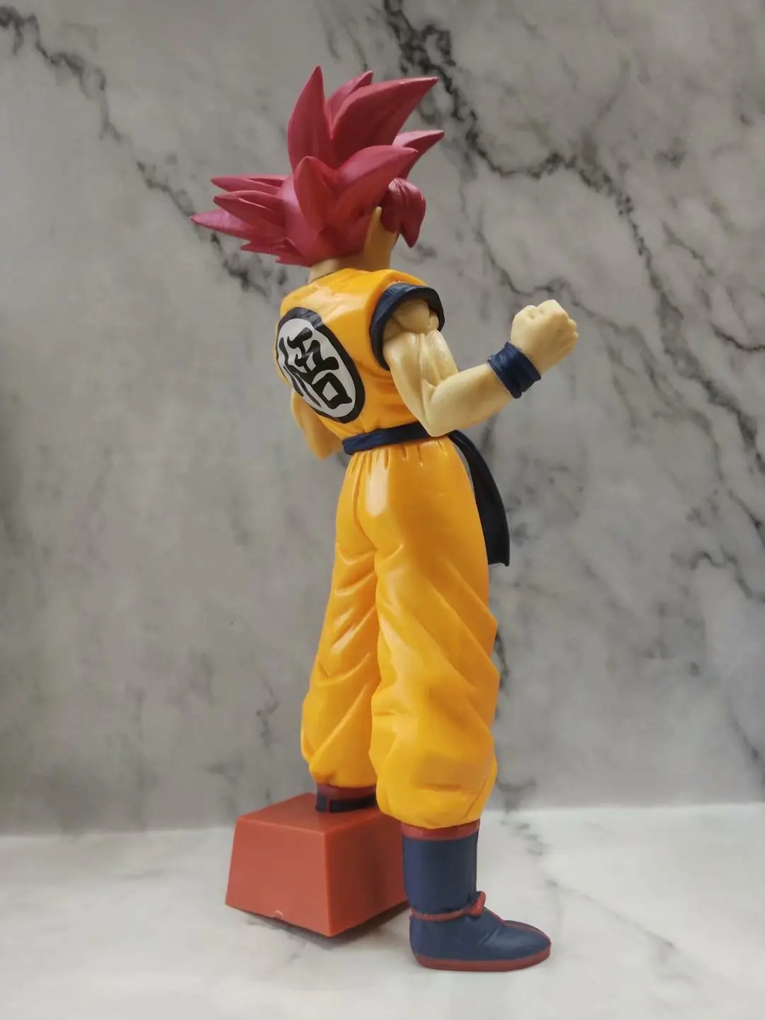 Сделано в Китае призовая фигурка Dragon Ball ультра-перегоревший Vu Dung Pass театральная версия Sun Wukong Red Hair Garage Kit украшение