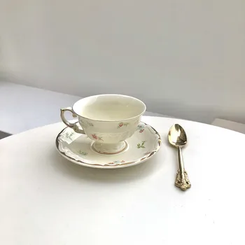 

European coffee cup, saucer and spoon set ceramic gilded companion cup pottery tea porcelain to enhance aesthetics