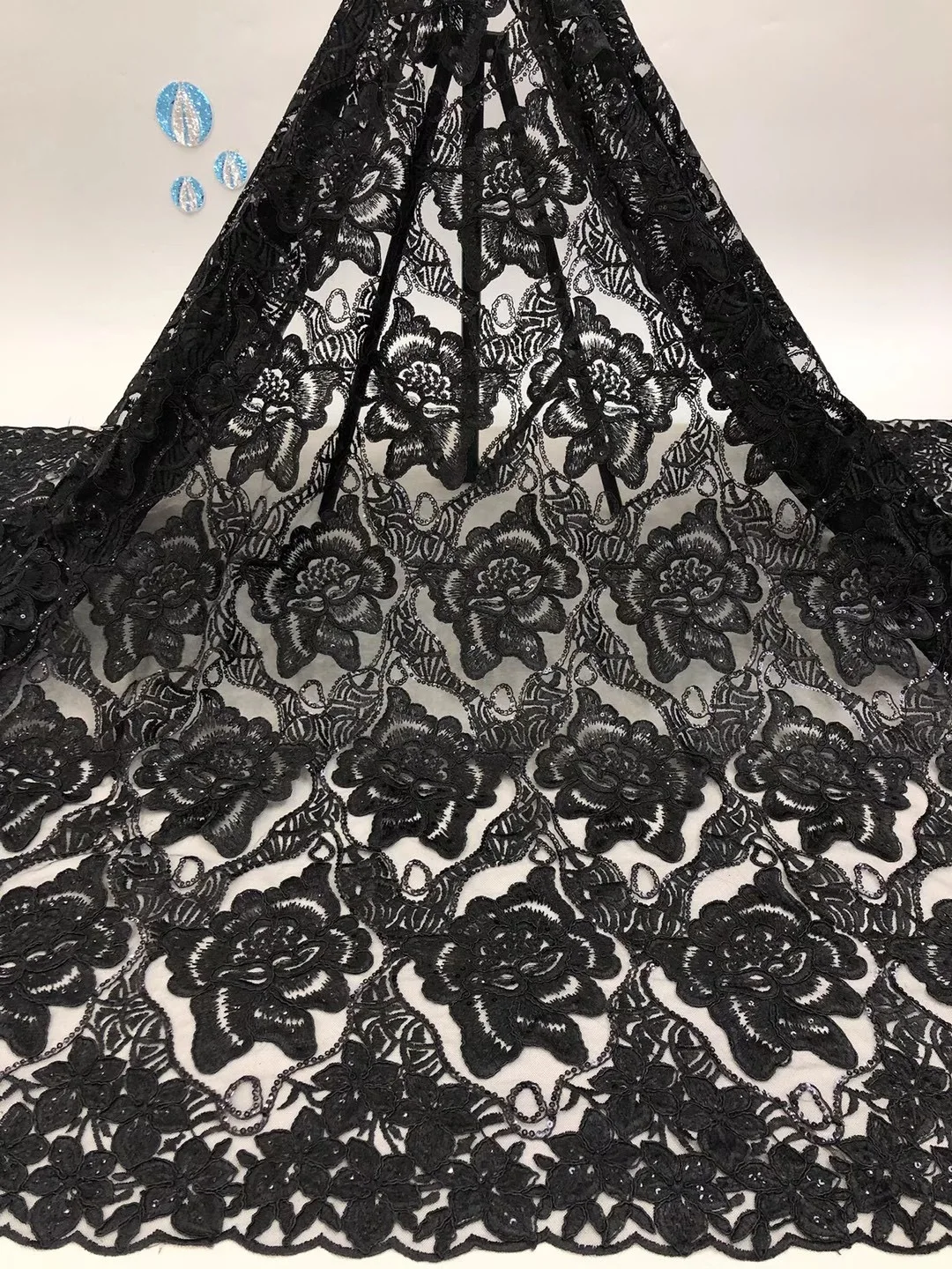

2021 High-quality French Tulle Lace Fabric, The Latest African Luxury Sequin Lace Fabric, Suitable For Nigerian Wedding XB4610