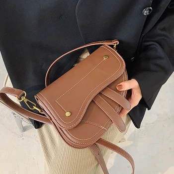 

French Style Special-interest Design Bag Fashion Fashion Trending Shoulder Messenger Bag Retro Casual Saddle Bag Women Small PU