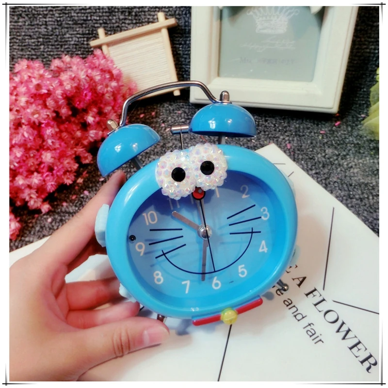 Helloo Kitty милый будильник Doraemon Стразы ручной работы Bling детский Будильник немой мини-будильник офисный Декор современный