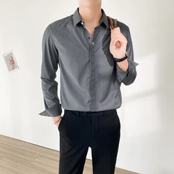 Não ferro camisa de manga comprida masculina casual camisa de cor sólida bonito auto cultivo base de negócios bordado