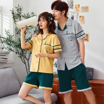 

Pajamas Set Turn Down Collar Homesuit Homeclothes Fashion Style Casual Style Sleepwear Men and Women Couple Printing Pajamas