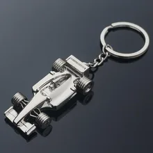 В настоящее время доступны 3D гоночный автомобиль брелок для автомобиля торговля ярмарка деятельности небольшие подарки могут быть напечатаны логотип