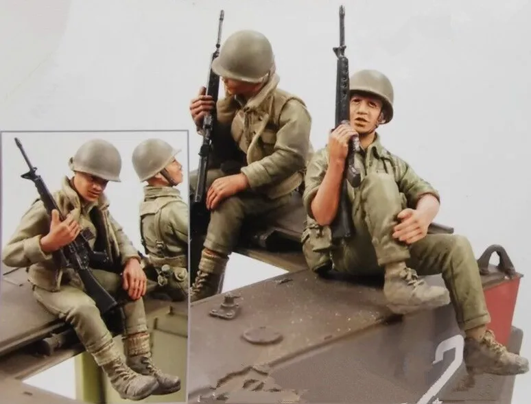 1:35 Resin Figure Model Kit Unassambled  Unpainted //1022(2 figures NO TANK)