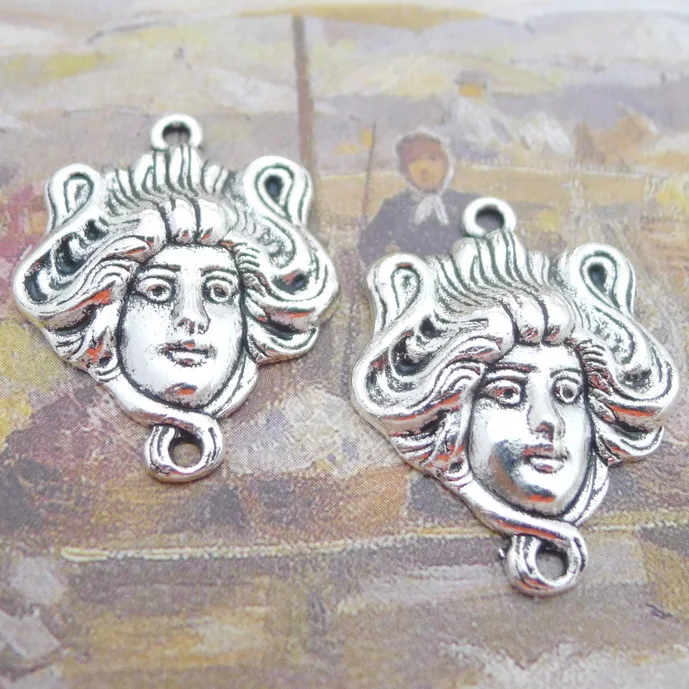 

Supplies For Jewelry Making 5pcs 30x23mm Antique Silver Color Queen Connector Jewelry Components