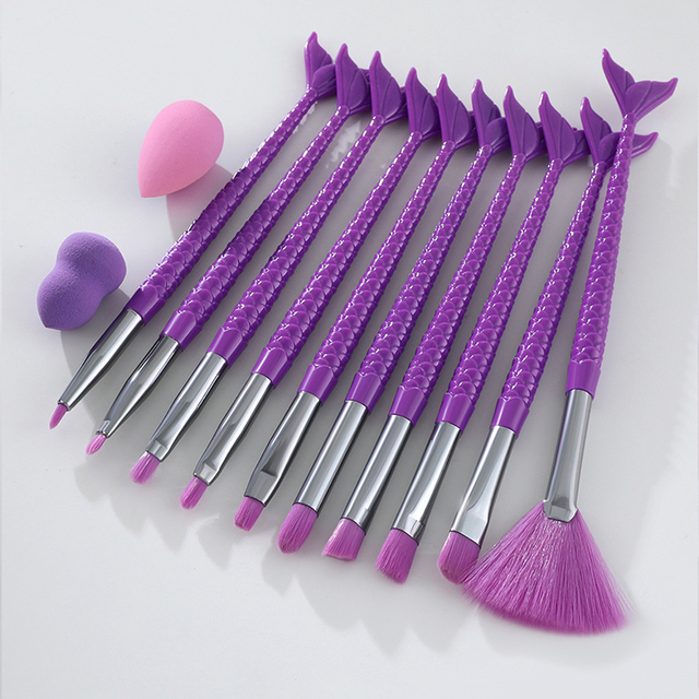 10pcs Mermaid Makeup Brush Set Threaded Fish Scales Handle Brushes with 2pcs Makeup Eggs Eye Shadow Beauty Makeup Brushes