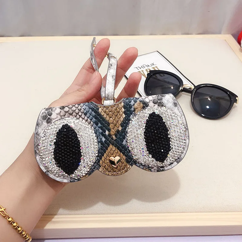 

KPAY Popular Cartoon Multi-function Eyeglasses Case Diamond Glasses Case Leather Glasses Bag Women Sunglasses Storage Case