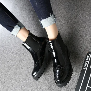 

Winter Women Chelsea Boots Patent Leather Thick Lining Slip On Waterproof Platform Chuncky Mid Heels Vintage Autumn Boots