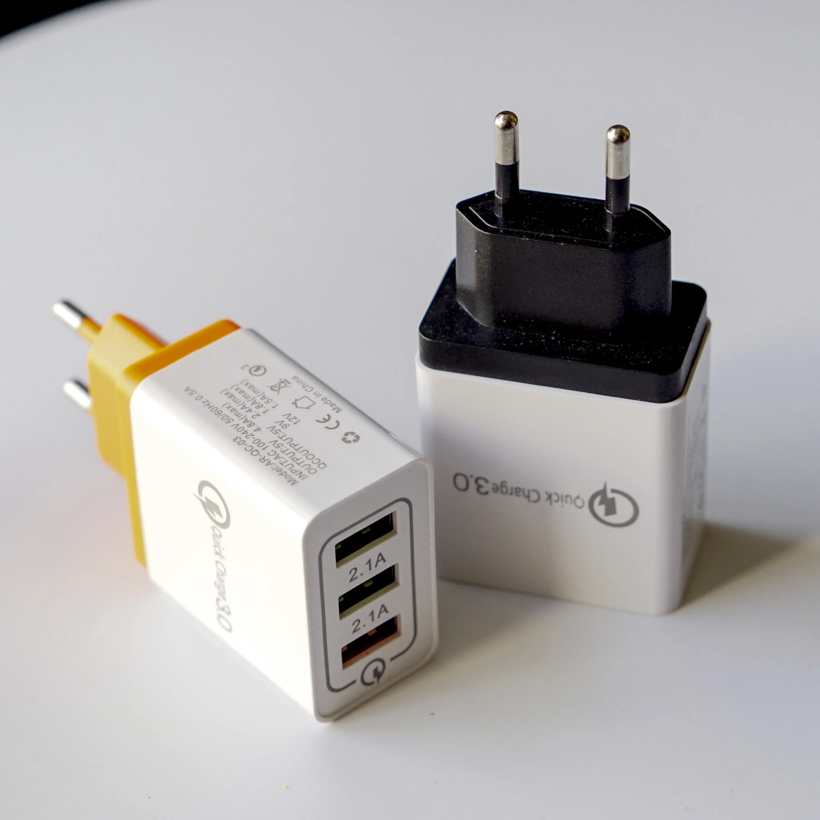 Сетевое зарядное устройство QC 3 0 с портами USB адаптер вилкой Стандарта ЕС для Realme Q