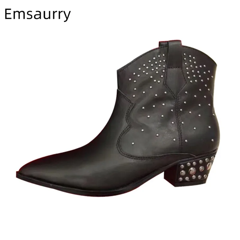

Metal Rivets Boots Woman Comfort Genuine Leather Slip On Decor Rivets Botas Point Toe Med Heel Bottes New Fashion Boots Woman