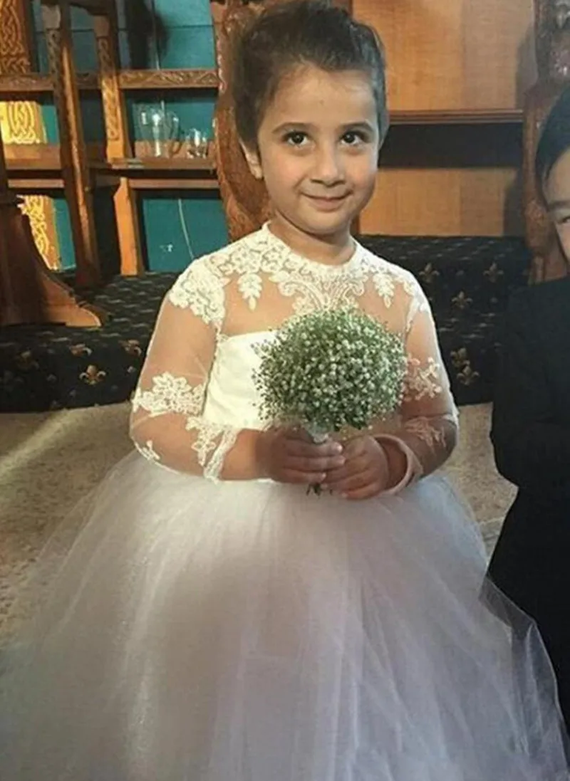 52Elegant Flower Girl Dresses White Lace Applique Long Sleeves Lovely Little Kids First Holy Communion Tulle Party Dresses