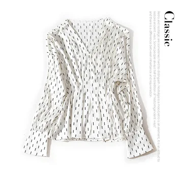

New V neck black and white print off shoulder long sleeve pleated high waist waist close fitting elastic silk satin shirt