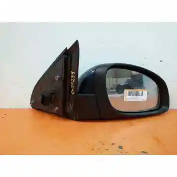 

RIGHT REARVIEW OPEL VECTRA C SALOON