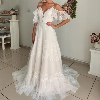 

Bohemia Boho Wedding Dresses Lace Tulle Beach Bridal Gown Boho Spaghetti Straps Backless Lace Sweep Train Party Dress Plus Size