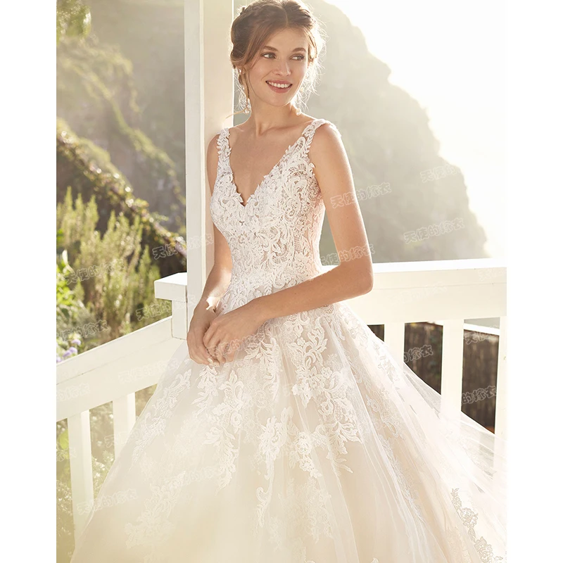 Wedding Dress 2024 Luxury Sexy V-neck Court Train Backless Ball Gown Princess Backless Wedding Dresses Custom Size Customized 3