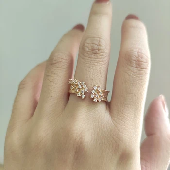 

Peri'sBox Sunken Babysbreath Textured Gold Rings Cluster CZ Stone Irregular Star Rings for Women French Wide Ring Adjustable