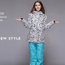 Белый леопардовый зимний костюм Спортивная одежда для улицы одежда для занятий сноубордингом комплекты 10K Водонепроницаемая зимняя куртка и лыжные брюки для женщин