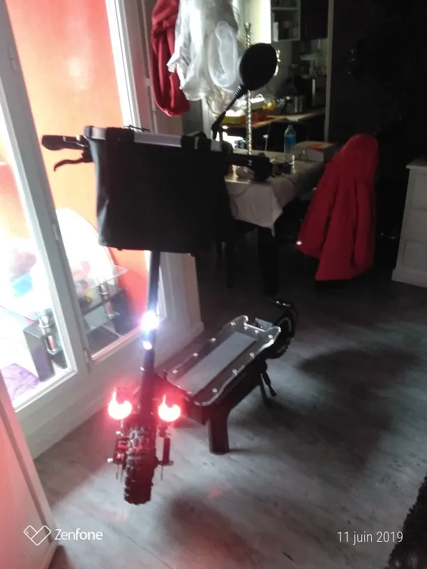 Top Samsung 60V 3200W Powerful Electric Scooter 80KM/H Off Road Skateboard Longboard Adult Electric Scooter Foldable E Scooter Ebike 38 Top Samsung 60V 3200W Powerful Electric Scooter 80KM/H Off Road Skateboard Longboard Adult Electric Scooter Foldable E Scooter Ebike 38