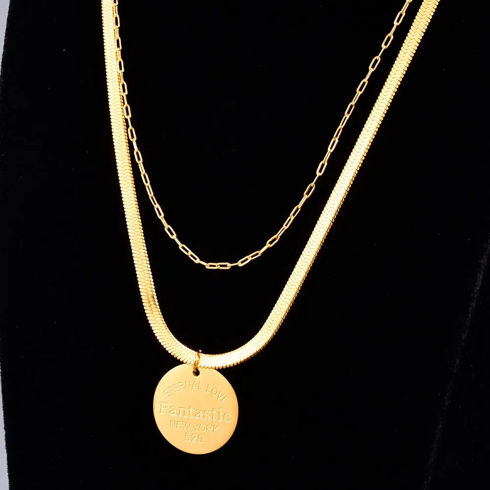 

New multi-layer flat blade snake chain necklace, simple titanium steel gold coin pendant necklace, women's gold collar jewelry