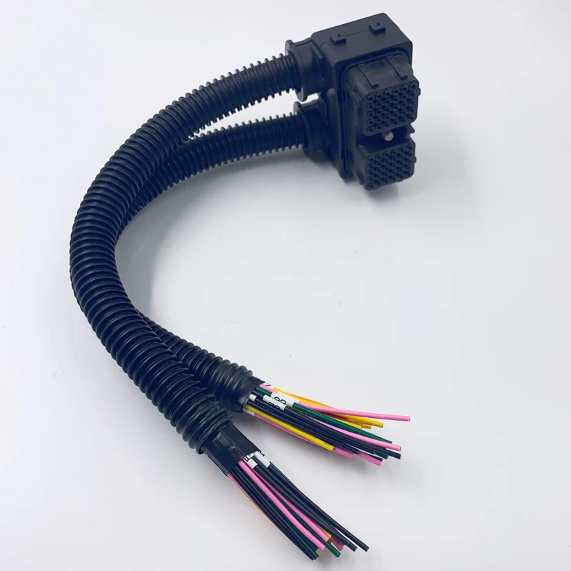 その他 Plug Me In bme6fzu 60pin 60pin 4pin Applicable to Cummins 2150ECU 4988820 ECM