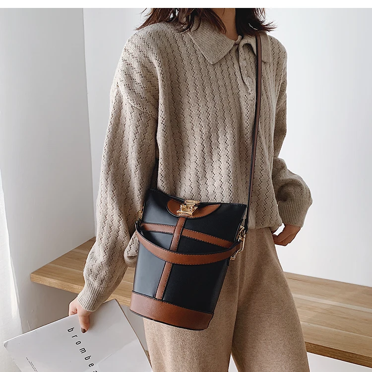 iVog New Arrival Everyday Female Small Shoulder Crossbody Handbag Geometric louis Fashion Bucket Bags for Women