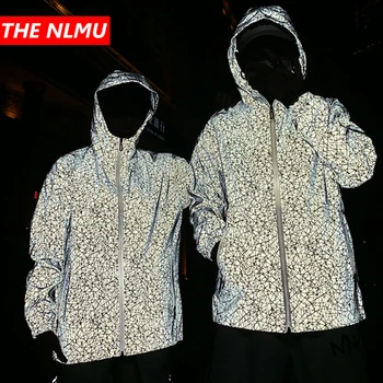 

2019 New Men Reflective Jackets Men Women Waterproof Windbreaker Coat Hip Hop Streetwears Couple Jacket Harajuku WG643