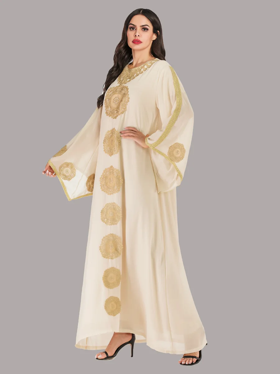 11644975848_244603504