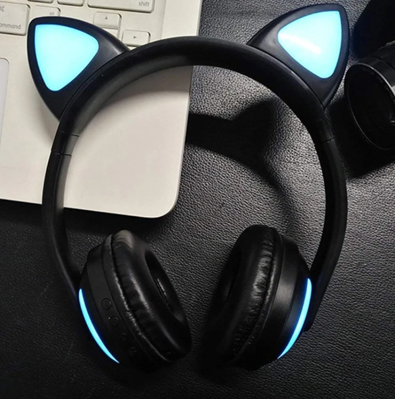 

ZW-19 Cute glowing Cat Ear earphones wireless Bluetooth 5.0 Headset Colorful Light Folding Subwoofer headphones women earbuds