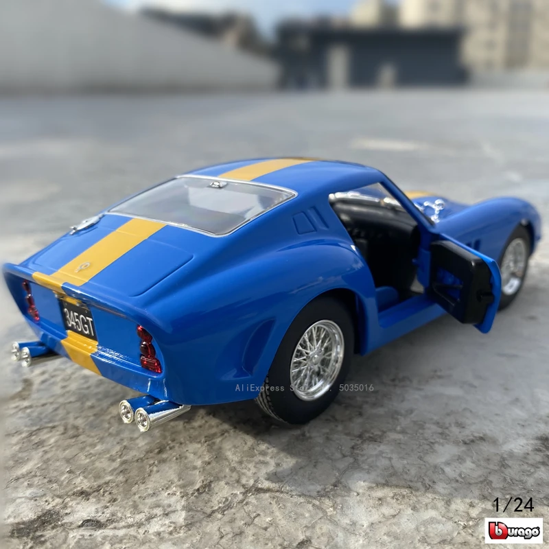 Bburago 1:24 Ferrari 250 GTO Car Model Die-casting Metal Model
