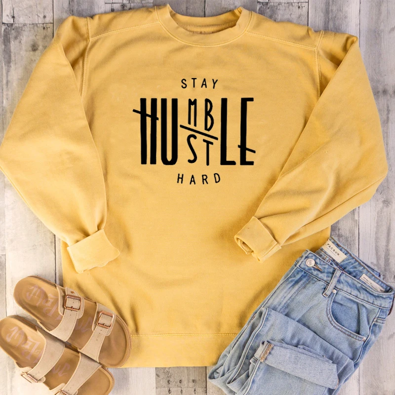 Оставайся скромным Hustle жесткий Для женщин толстовка эстетику в уличном стиле с длинными рукавами и круглым вырезом Для женщин s Костюмы пуловер Толстовка дропшиппинг