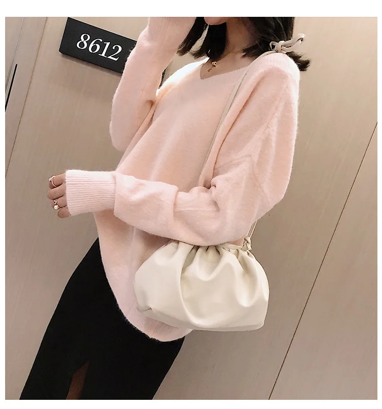 Women Simple Dumplings Messenger Bag Designer Retro New Fashion Cloud Female Crossbody Shoulder Bag Tide Handbag Clutch Bag