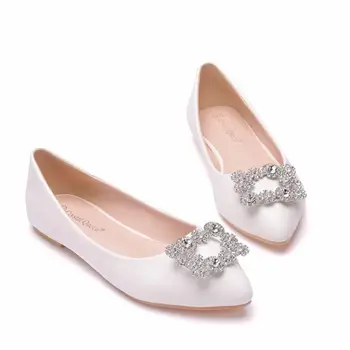 

Plus Size Designer Crystal Woman Flat Shoes Elegant Comfortable Lady Fashion Rhinestone Women Shoes chaussures d’ete
