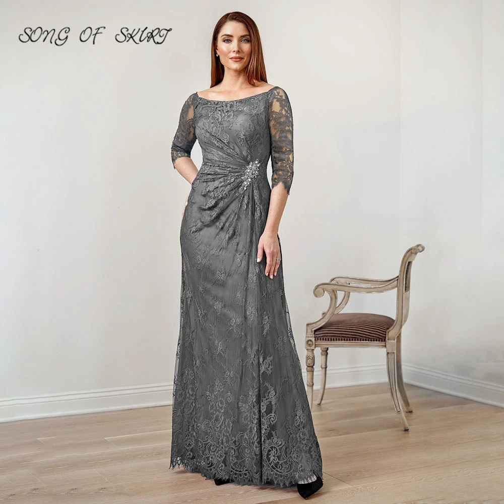 

Dark Gray Boat Collar Mother Of Bride Dresses Lace See-through Half Sleeve Mom Evening Formal Gown Robe De Soirée Femme