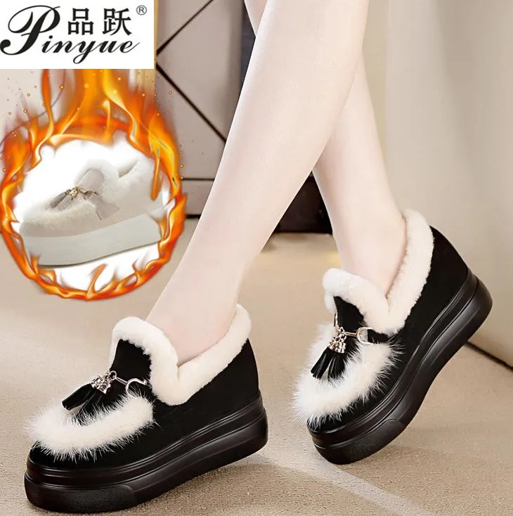 

Winter new female snow boots non-slip student plus velvet warm cotton shoes flat lace women's boots size 34--39