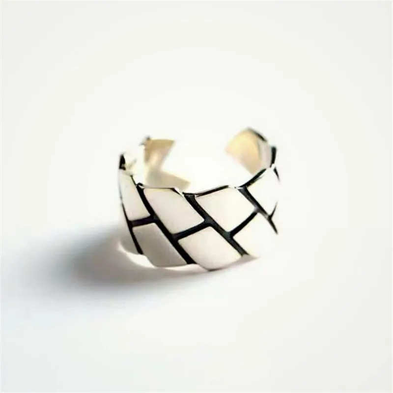 

New Retro Thai Silver Tower Smooth 925 Sterling Silver Jewelry Geometric Lattic Beautiful Exquisite Opening Rings SR506